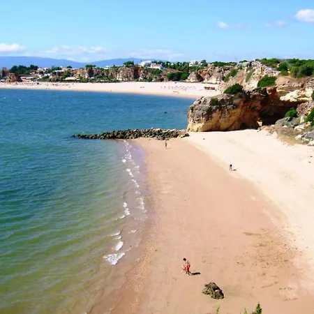 Apartment 3 Bedrooms At 700 M Away From The Beach With View Terrace And Wifi *