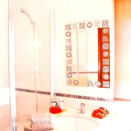 Apartamento 3 Bedrooms At 700 M Away From The Beach With View Terrace And Wifi